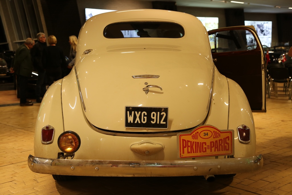 “Med Peking i bakspejlet” eller “Driving the impossible in a Dodge Coupe 1939”
(Foto: Motorsporten.dk)